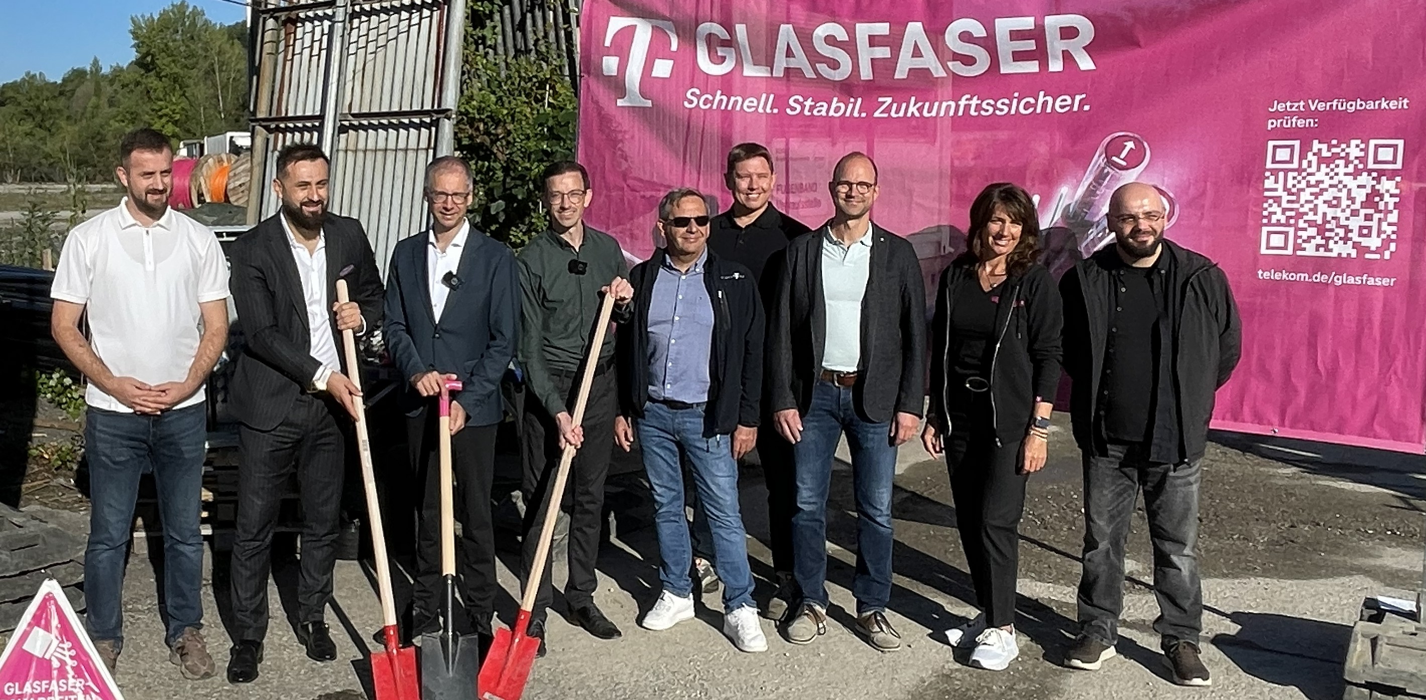 Spatenstich Glasfaserausbau in Neuötting am 15.9.2026